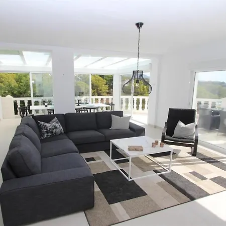 Casa Blanca Villa